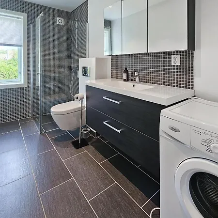 2 Bedroom Stunning In Tjome